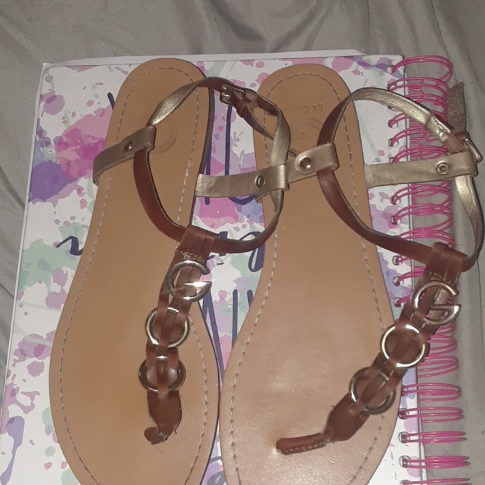 Guess sandals